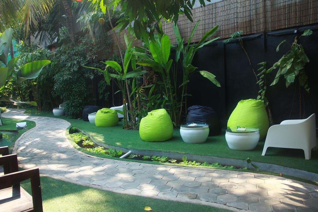 Ashia Hotel & Lounge Sziemreap Kültér fotó