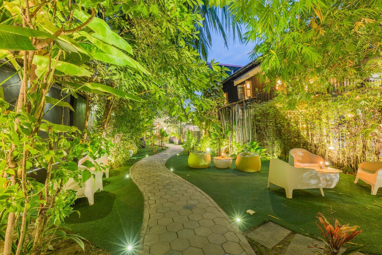 Ashia Hotel & Lounge Sziemreap Kültér fotó