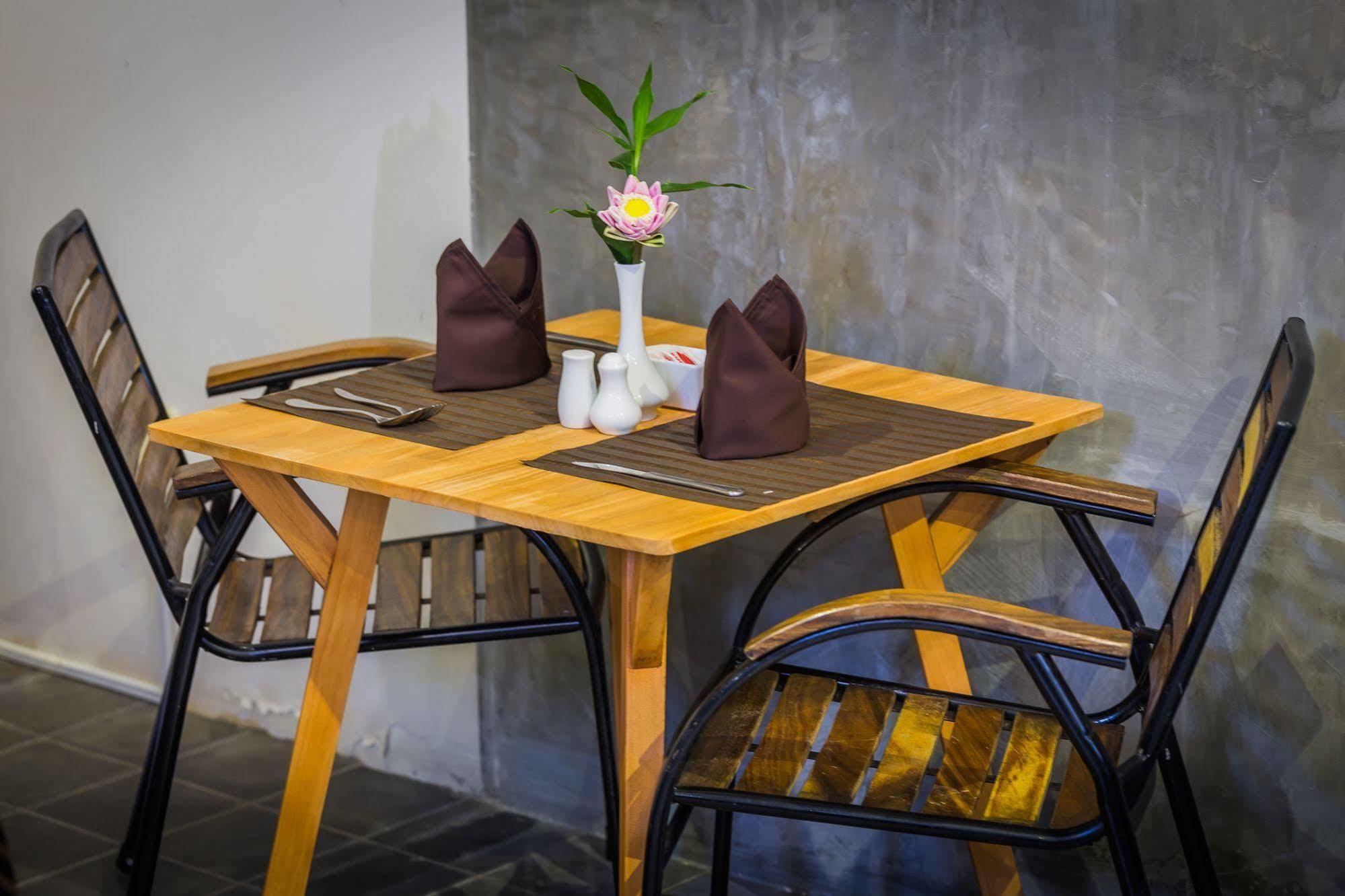 Ashia Hotel & Lounge Sziemreap Kültér fotó